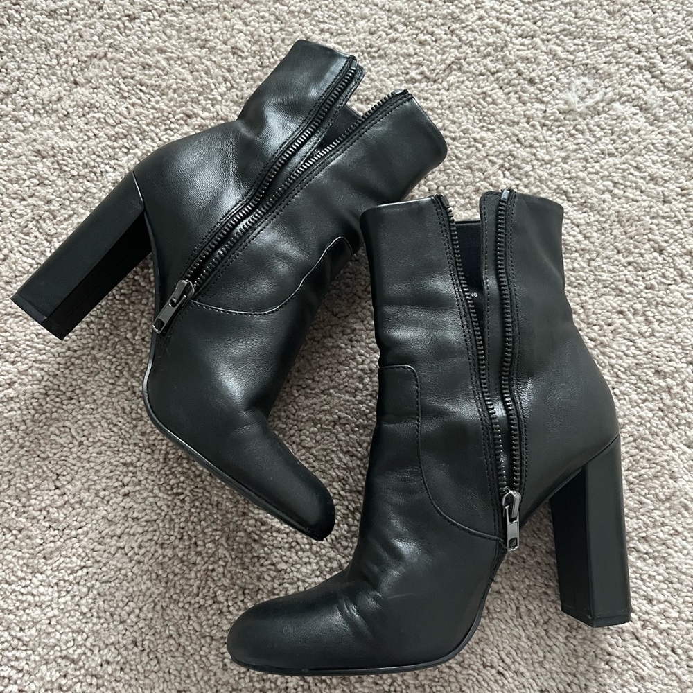 Steve Madden Black Leather Ankle Boots